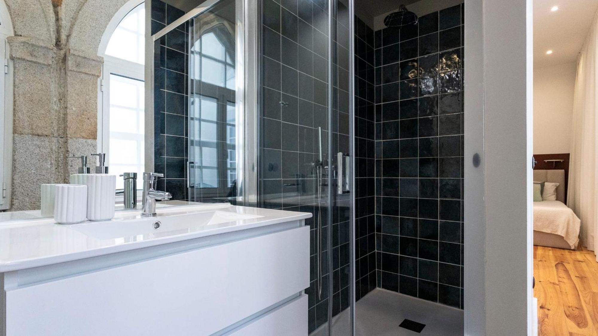 Lovelystay - Allderman Apartment - Almada 1º T Porto Eksteriør billede